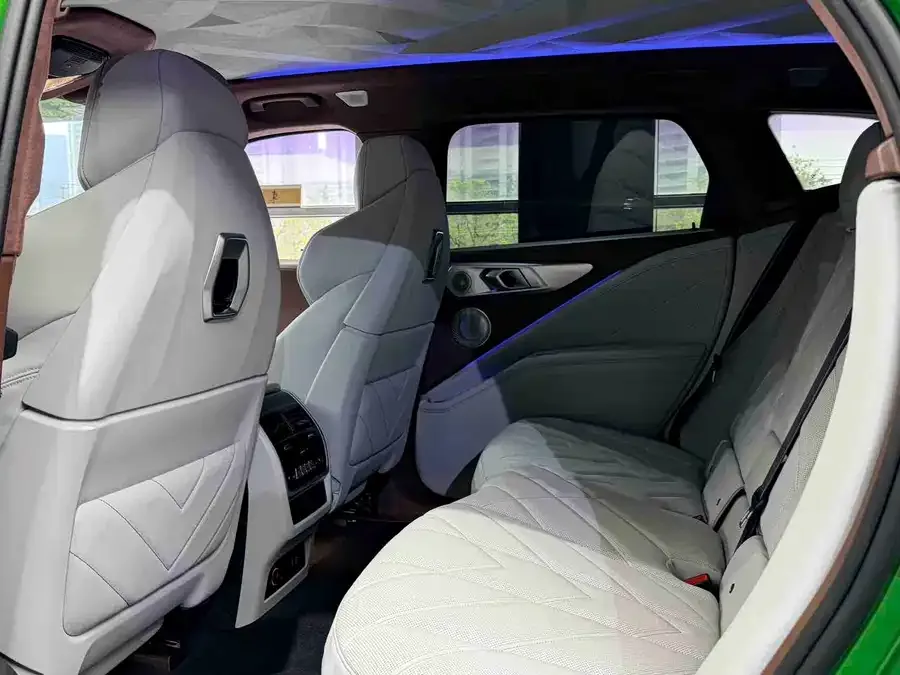 BMW XM 2023 50e 2024 — миниатюра 3