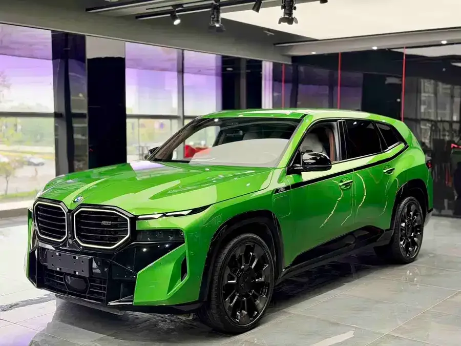 BMW XM 2024