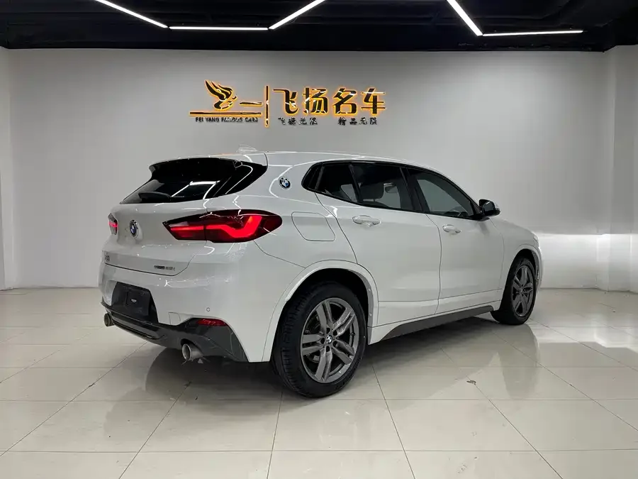 BMW X2 2022 sDrive25i M Sport Package 2022 — миниатюра 5