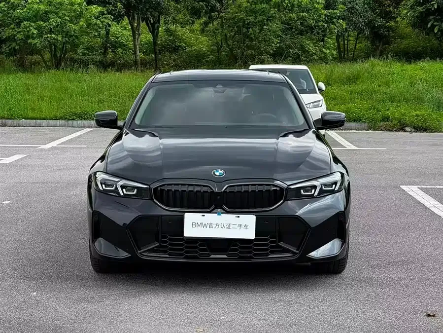 BMW 3 Series BMW 3 Series 2025 330Li M Sport Night Edition 2025 — миниатюра 2