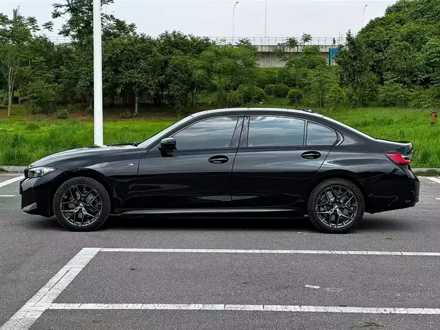 BMW 3 Series BMW 3 Series 2025 330Li M Sport Night Edition 2025 — миниатюра 3