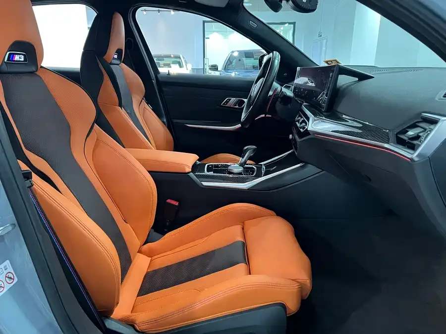 BMW M3 2023 M3 Sedan Thunder Edition 2024 — миниатюра 4