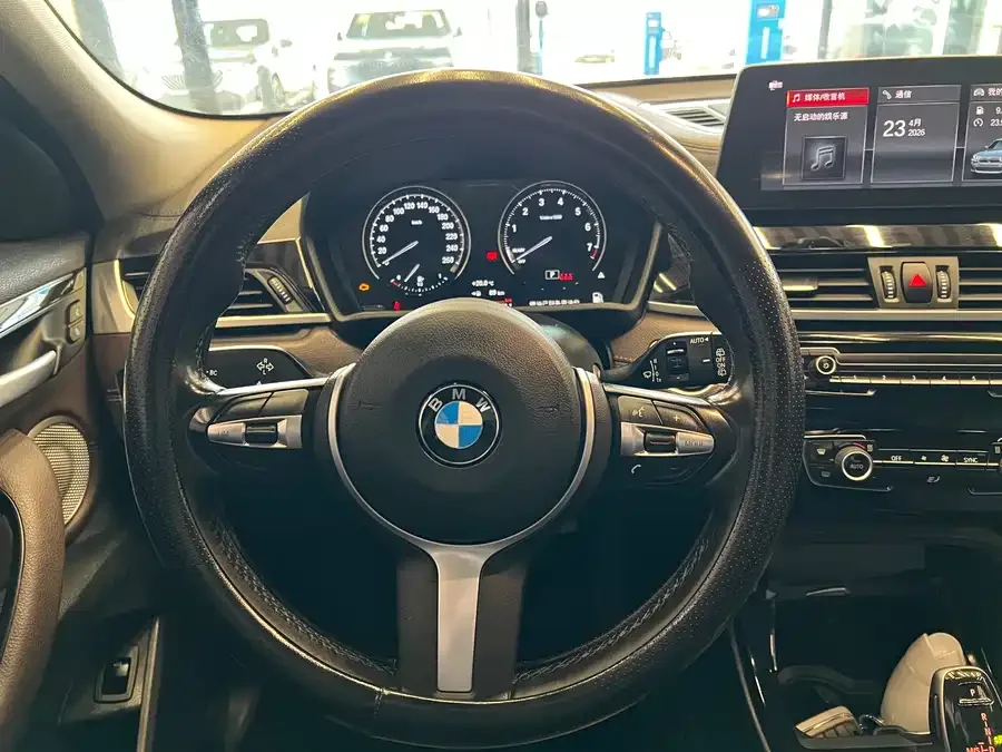 BMW X2 2022 sDrive25i M Sport Package 2022 — миниатюра 5