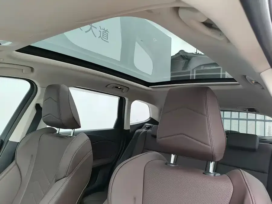 BMW X1 2023 sDrive20Li X Design Package 2024 — миниатюра 2