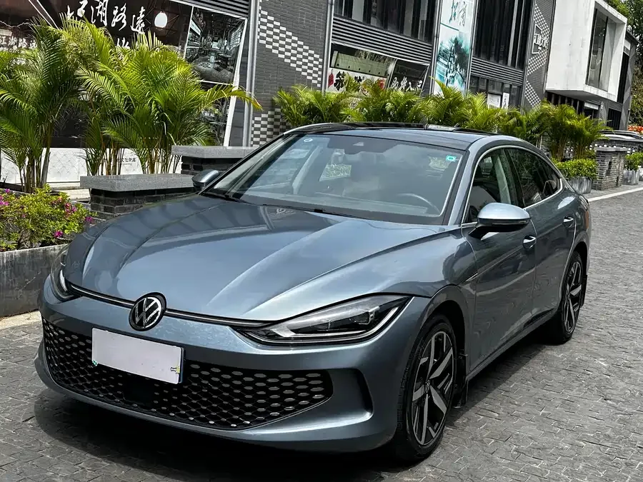 Volkswagen Lamando 2022 Lingdu Lingdu L 280TSI DSG Cool Edition 2023 — фото 1, купить с доставкой в Москву