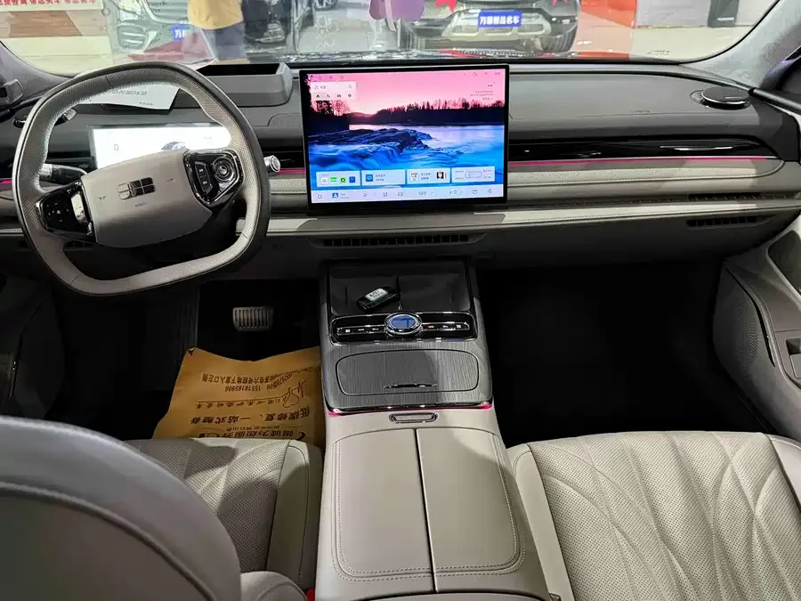 Geely Galaxy Star 8 Galaxy Star 8 2025 130km EM-P Starship Edition 2025 — миниатюра 3