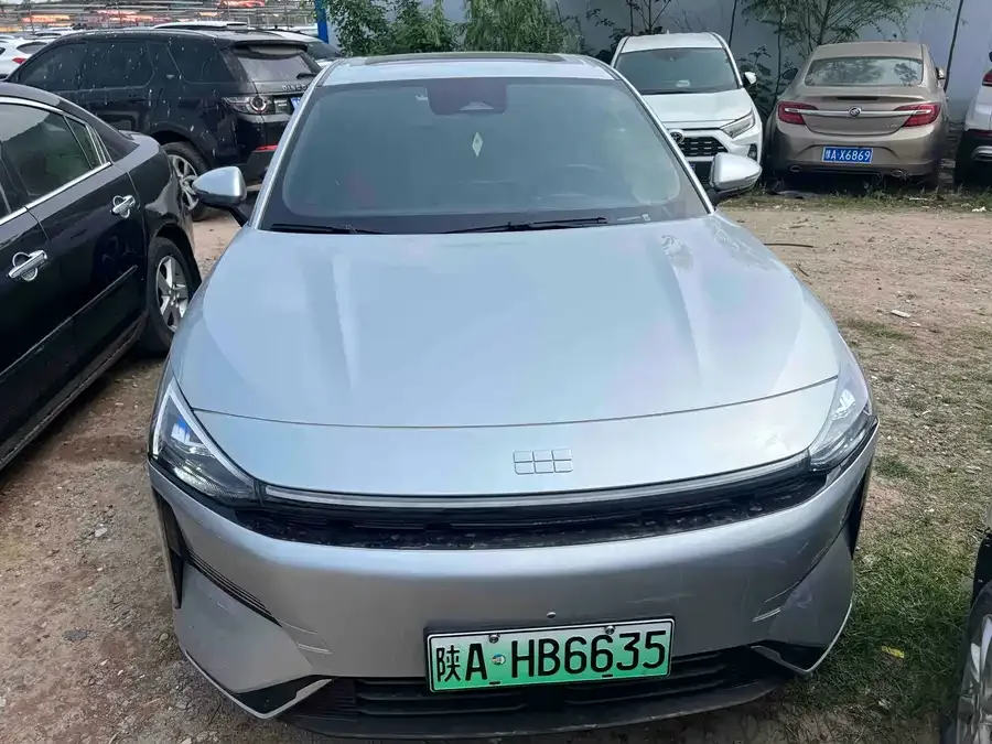Geely Galaxy L6 Galaxy L6 2025 EM-i 140km Starship Edition 2025 — фото 1, купить с доставкой в Москву