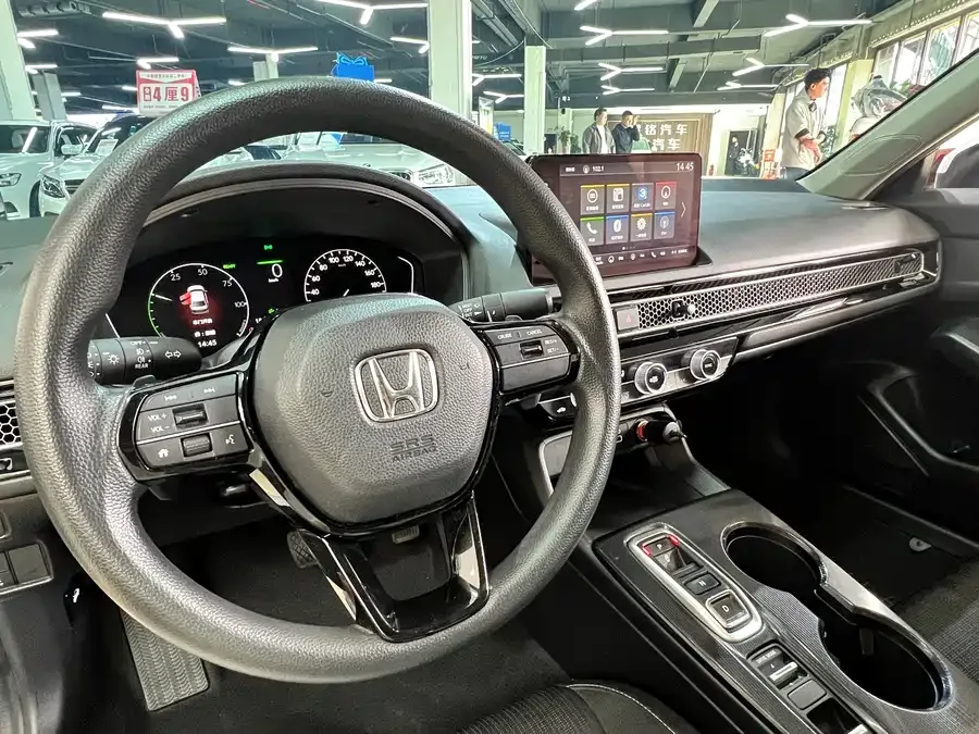 Honda CIVIC Civic 2023 2.0L e:HEV Pioneer Edition 2023 — миниатюра 4
