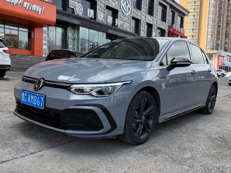 Volkswagen golf Golf 2021 280TSI DSG R-Line 2022 — фото 1, купить с доставкой в Москву