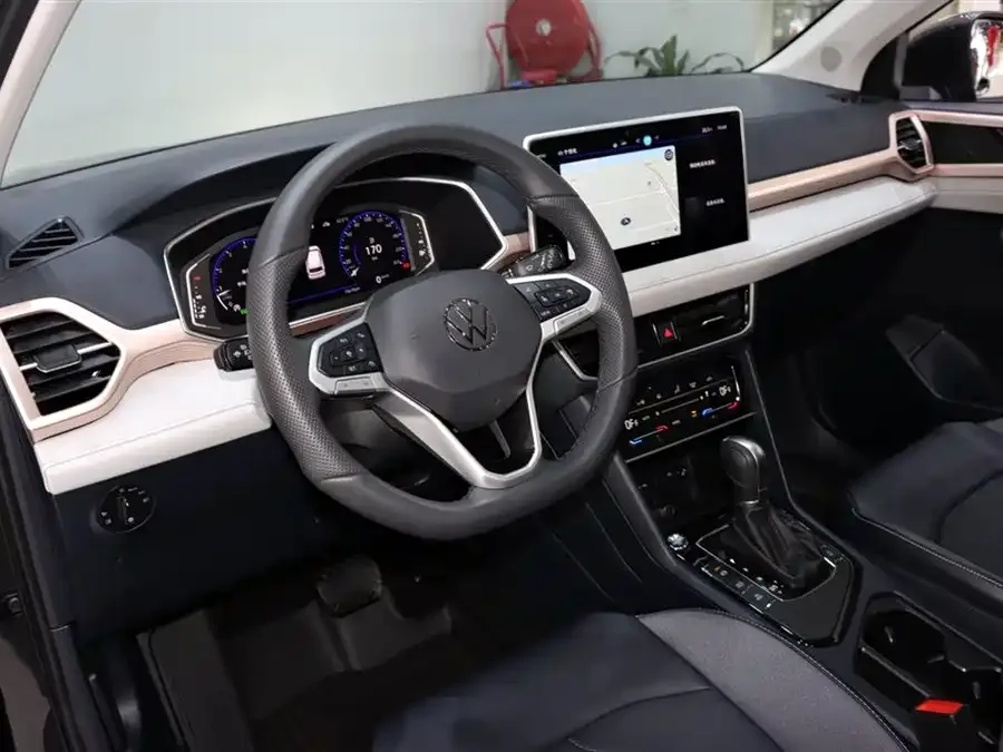 Volkswagen Tiguan (Tharu) Tuyue 2024 300TSI 2WD Full Moon Edition 2025 — миниатюра 3