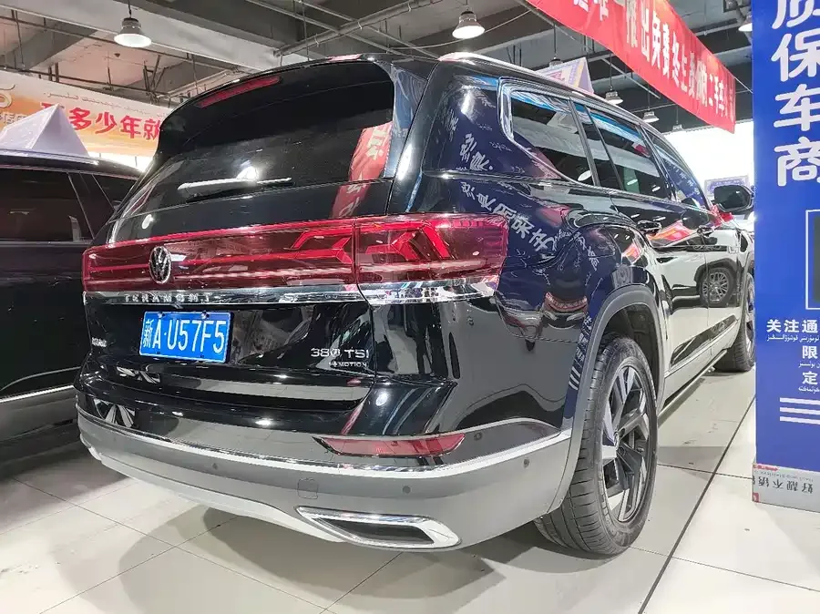 Volkswagen Teramont 2022 Touron 380TSI 4WD Luxury Edition 2022 — миниатюра 3