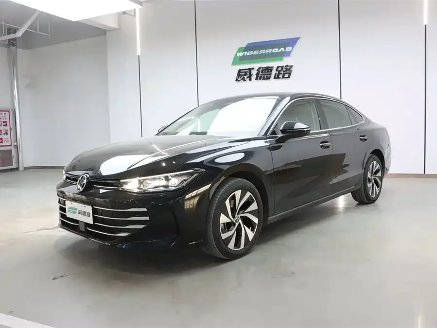 Volkswagen Passat 2025