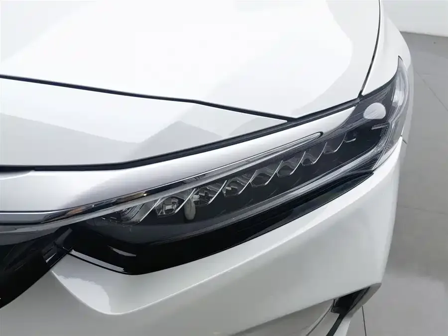 Honda Inspire Inship 2022 260TURBO Exquisite Edition 2022 — миниатюра 4