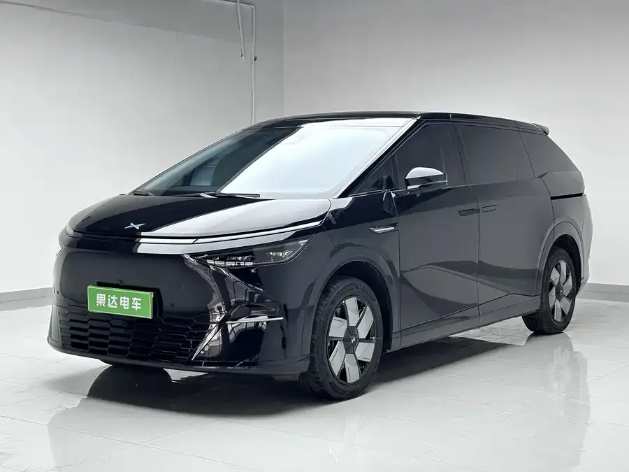 XPeng XPeng X9 2025