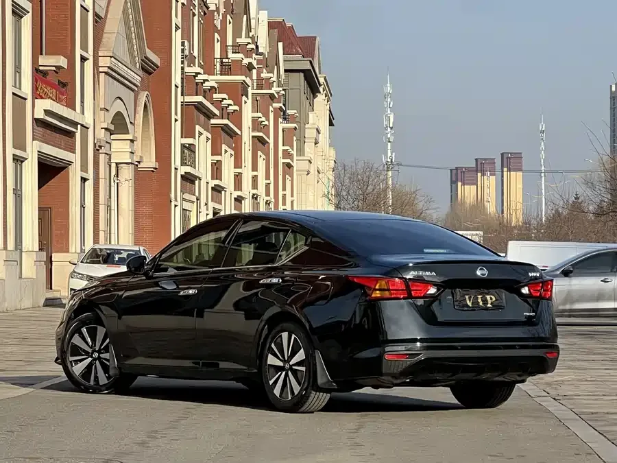 Nissan Altima Teana 2021 2.0L XL Comfort Edition 2022 — миниатюра 4