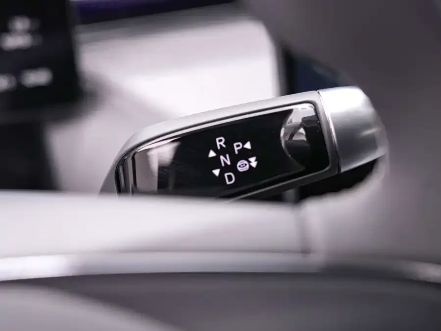 XPeng G6 Xiaopeng G6 2025 625 Long Range Max Flagship Edition 2025 — миниатюра 4