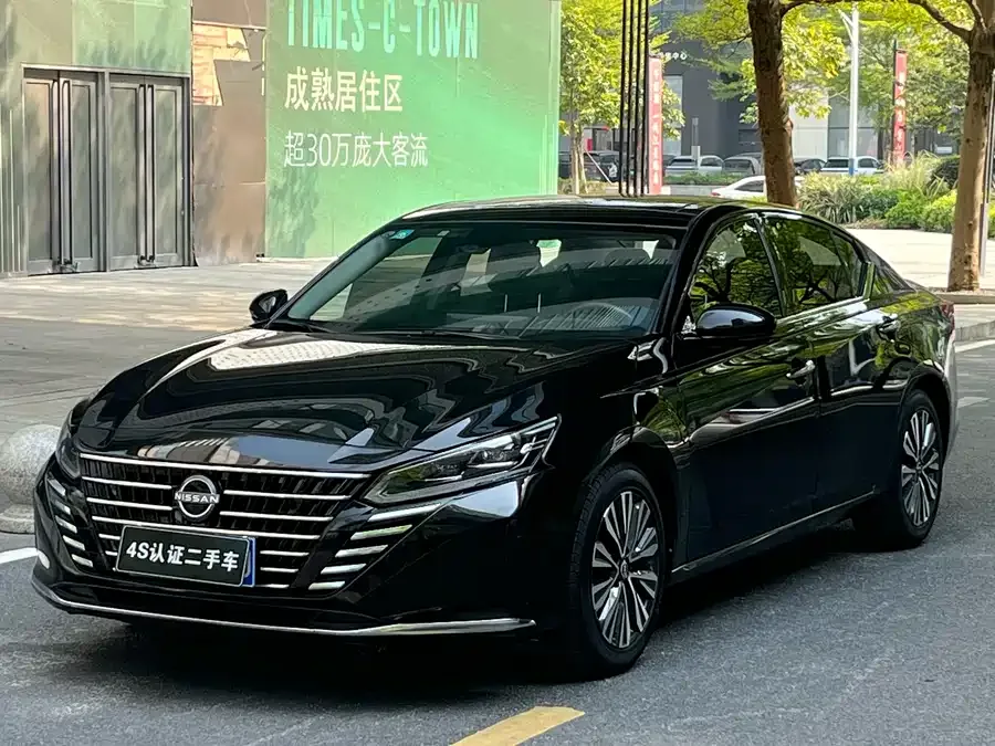 Nissan Altima 2023
