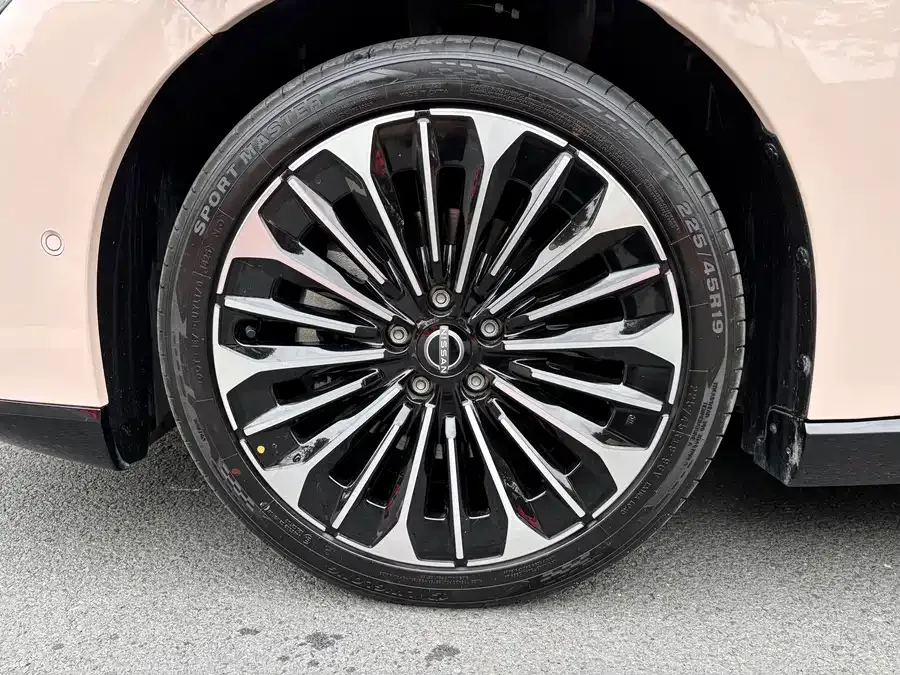 Nissan N7 Nissan N7 2025 510 MAX 2025 — миниатюра 4