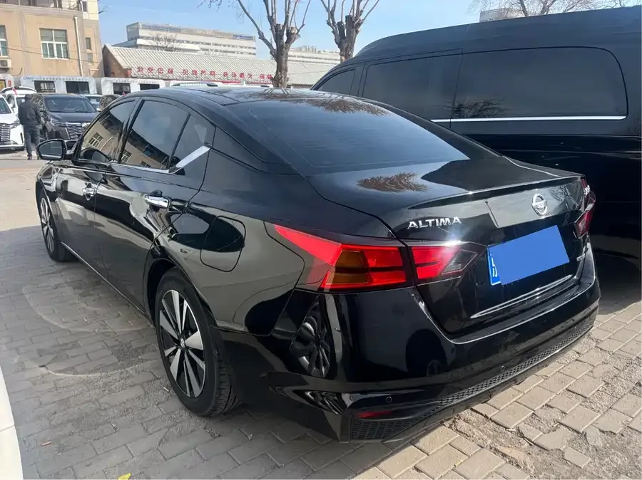 Nissan Altima Teana 2021 2.0L XL Comfort Edition 2022 — миниатюра 4