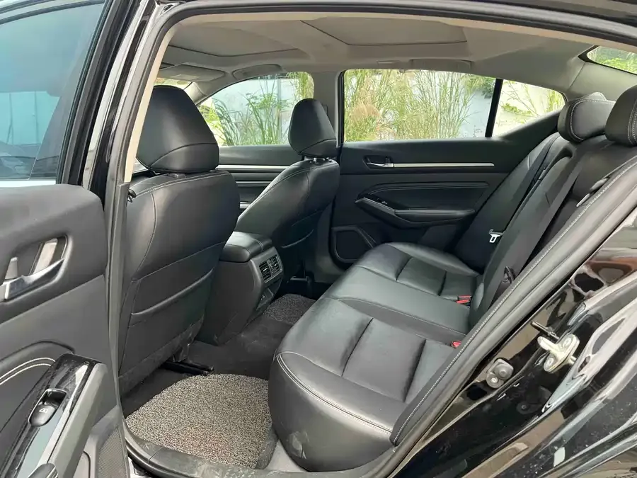 Nissan Altima 2022 Teana 2.0L XL-TLS Enjoy Edition 2023 — миниатюра 5