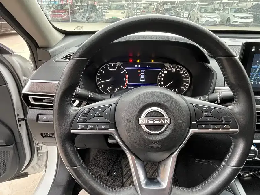 Nissan Altima 2022 Teana 2.0L XL-TLS Enjoy Edition 2023 — миниатюра 5