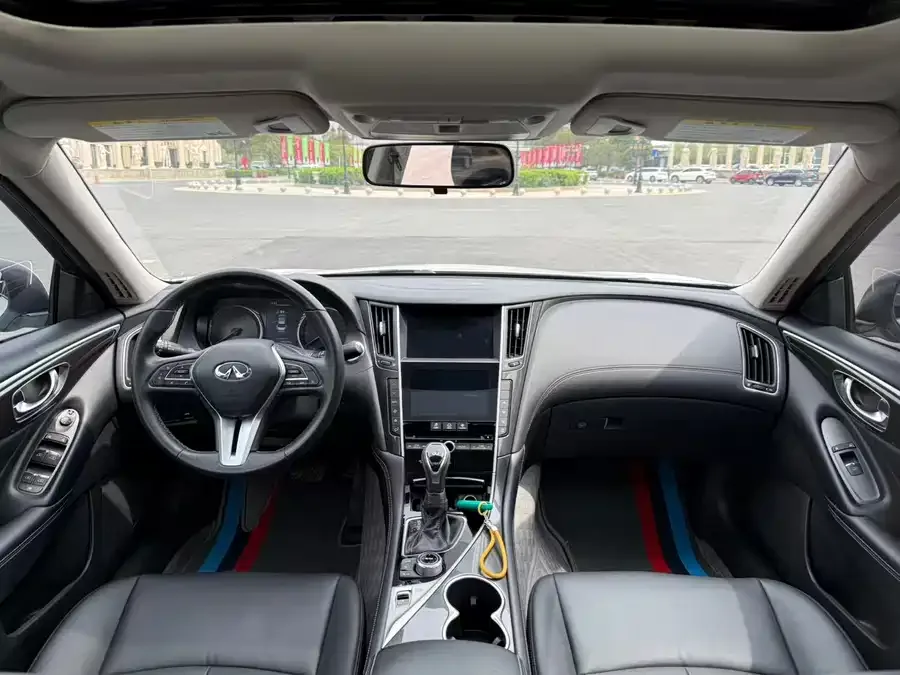 Infiniti Q50L 2021 2.0T Comfort Edition 2022 — миниатюра 2