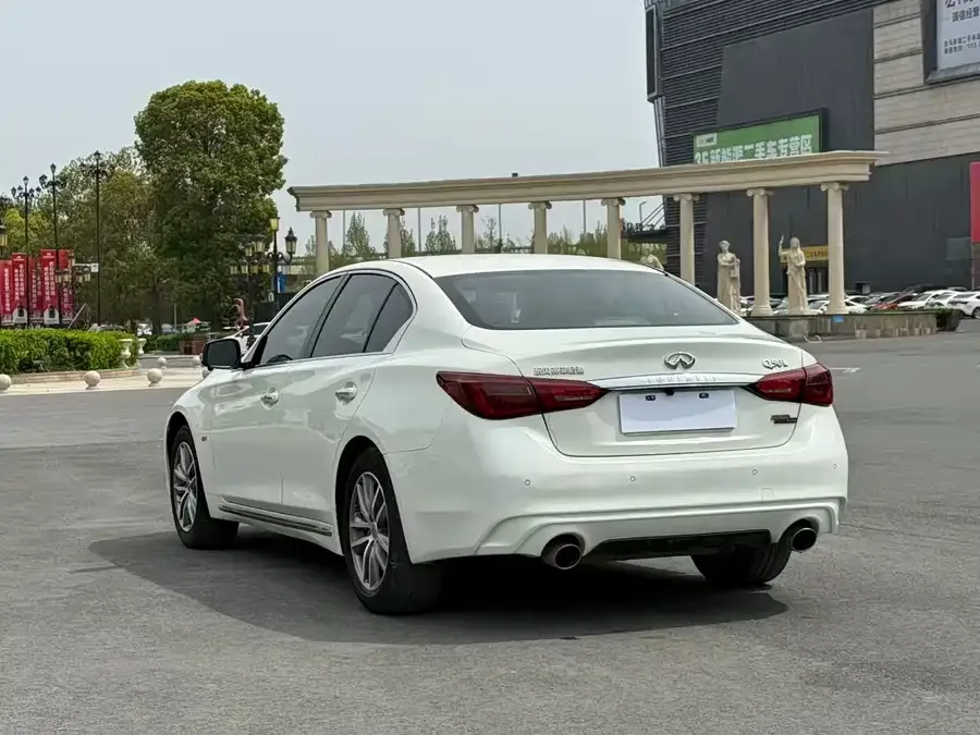 Infiniti Q50L 2021 2.0T Comfort Edition 2022 — миниатюра 4