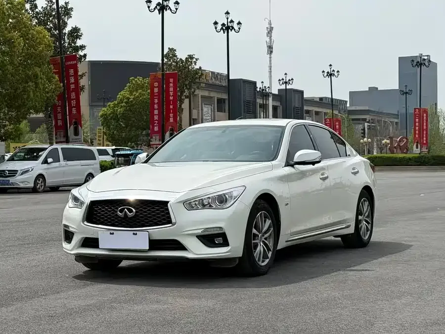 Infiniti Q50L 2021 2.0T Comfort Edition 2022 — фото 1, купить с доставкой в Москву