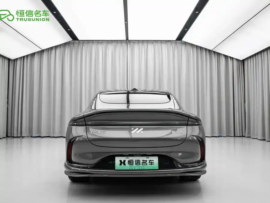 Zhiji L6 Zhiji L6 2024 Max Super Performance Edition 2024 — миниатюра 2