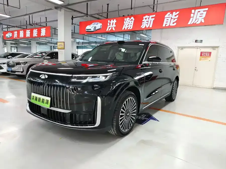 Chery Fengyun Fengyun T11 2025
