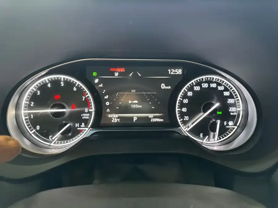 Toyota Venza Visa 2023 2.0L CVT two-wheel drive luxury version 2023 — миниатюра 4