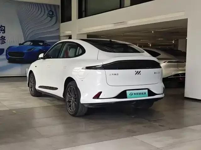 IM Motors LS6 Zhiji LS6 2025 Linglizard Intelligent Driving Edition 2025 — миниатюра 3