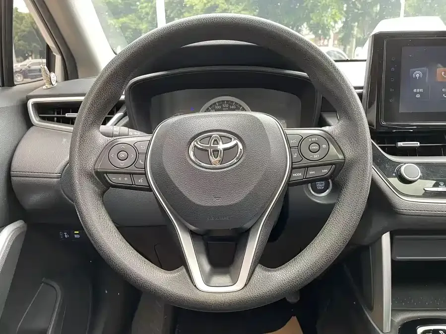 Toyota Frontlander Fenglanda 2022 2.0L CVT Luxury Edition 2022 — миниатюра 5