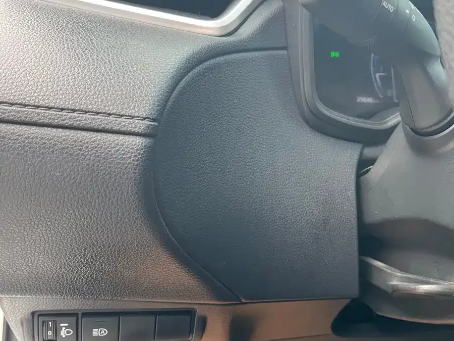 Toyota Frontlander Fenglanda 2024 2.0L CVT Leading Edition 2024 — миниатюра 3