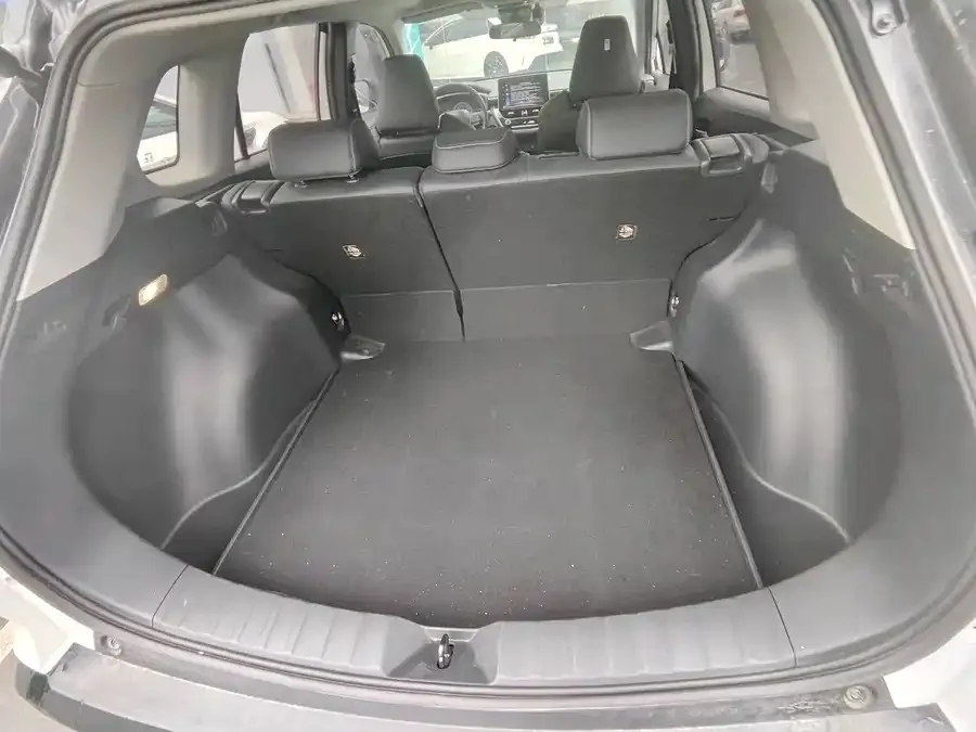 Toyota Frontlander Fenglanda 2022 2.0L CVT Luxury PLUS Edition 2022 — миниатюра 2