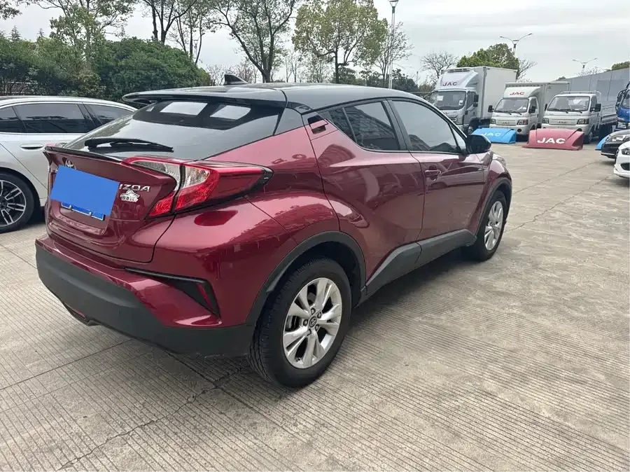 Toyota IZOA IZOA 2021 2.0L Yixiang Edition 2022 — миниатюра 4