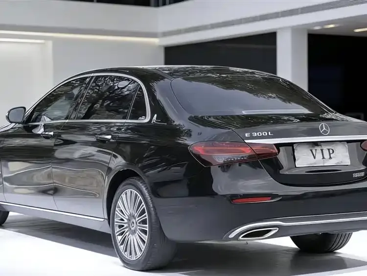 Mercedes-Benz E-Class Mercedes-Benz E-Class 2022 E 300 L Premium Edition 2022 — миниатюра 5