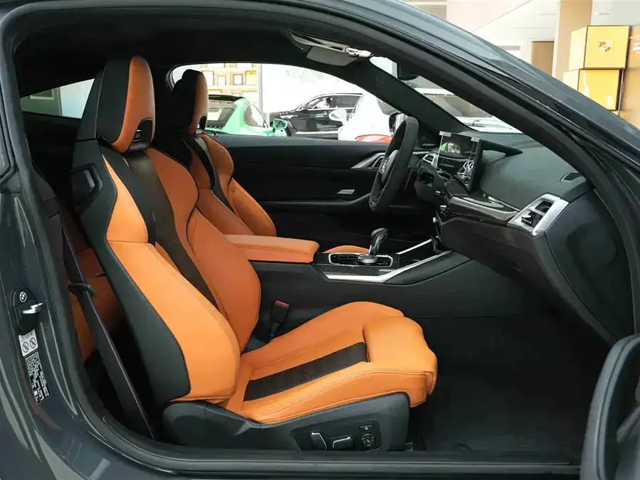 BMW M4 2024 M4 Coupe Thunder Edition 2025 — миниатюра 4