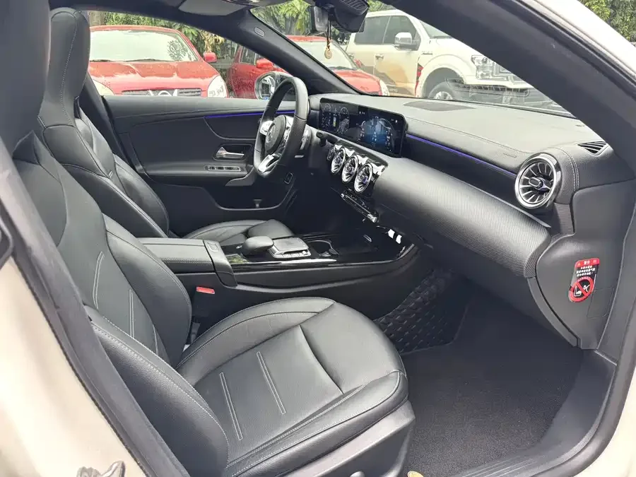 Mercedes-Benz CLA-Class Mercedes-Benz CLA (Imported) 2020 CLA 260 4MATIC Shooting Sports Car 2022 — миниатюра 2