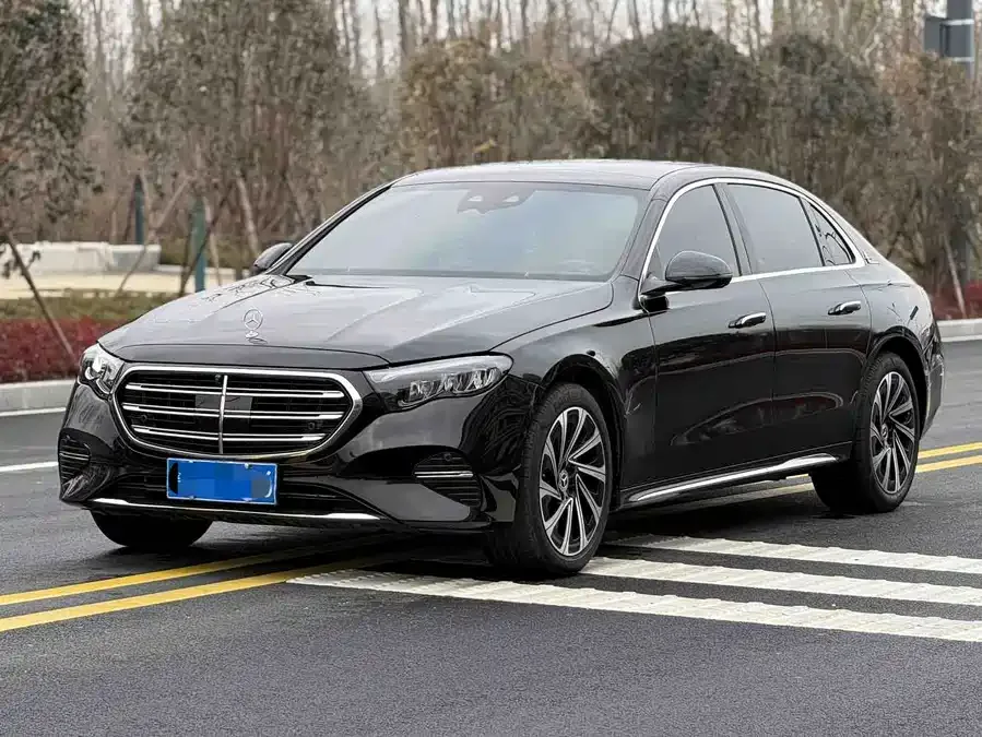 Mercedes-Benz E-Class 2024