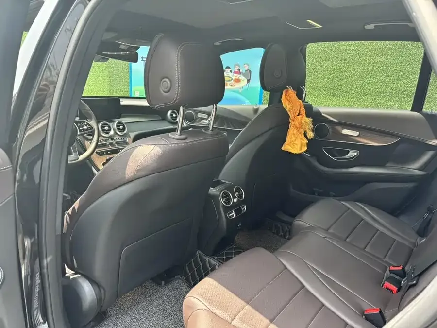 Mercedes-Benz GLC-Class Mercedes-Benz GLC 2022 GLC 300 L 4MATIC Luxury Edition 2022 — миниатюра 3