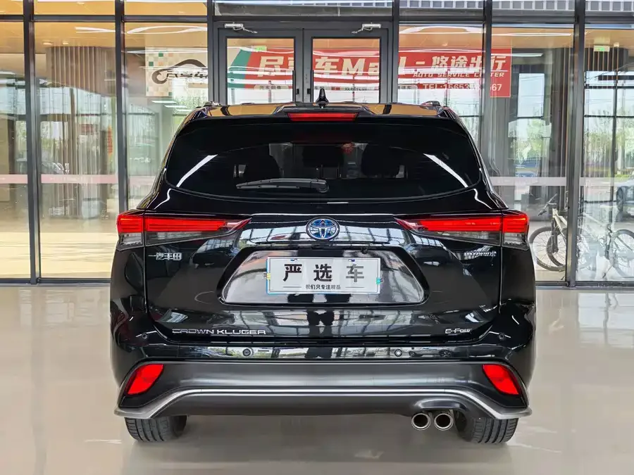 Toyota Crown Land Crown Land 2023 2.5L HEV 4WD Deluxe Edition 2023 — миниатюра 5