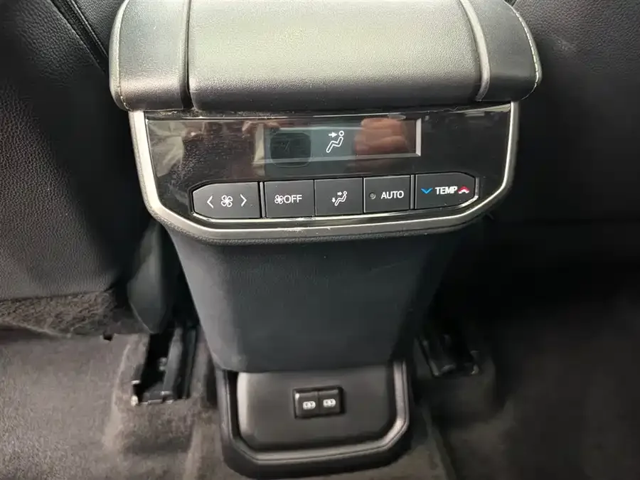Toyota Crown Land Crown Land Release 2022 2.0T 4WD Jinyao Edition 2024 — миниатюра 3