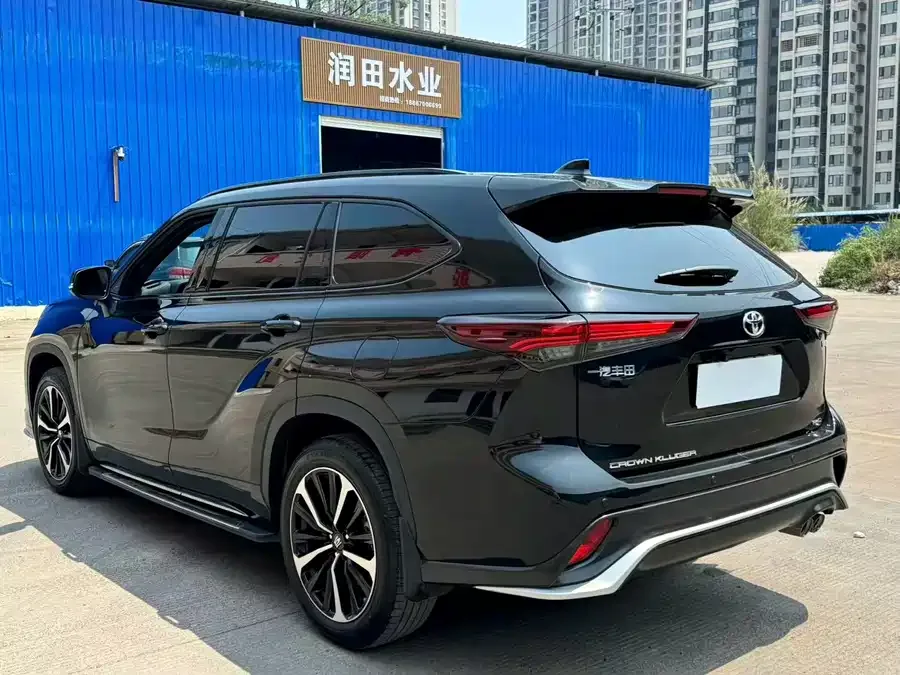Toyota Crown Land Crown Land Release 2022 2.0T 4WD Enjoy Edition 2024 — миниатюра 2