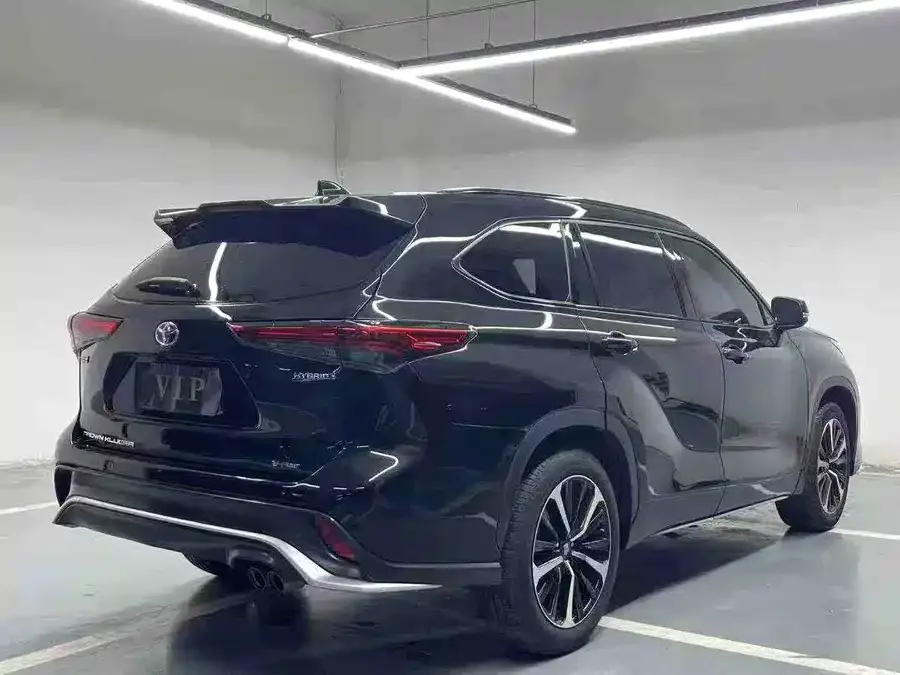 Toyota Crown Land Crown Land 2022 2.5L HEV 4WD Premium Edition 2022 — миниатюра 3