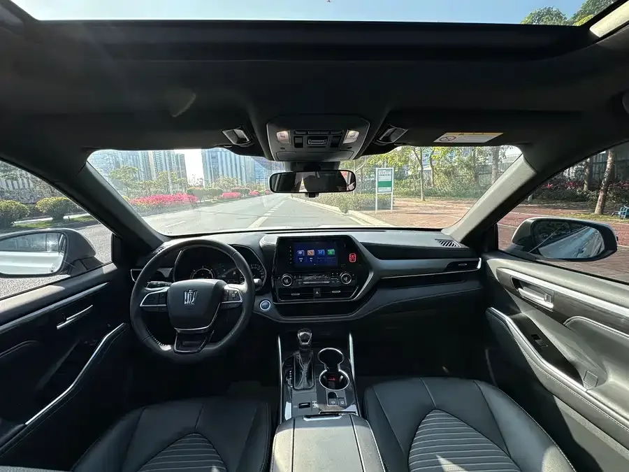 Toyota Crown Land Crown Land 2022 2.5L HEV 4WD Deluxe Edition 2022 — миниатюра 5