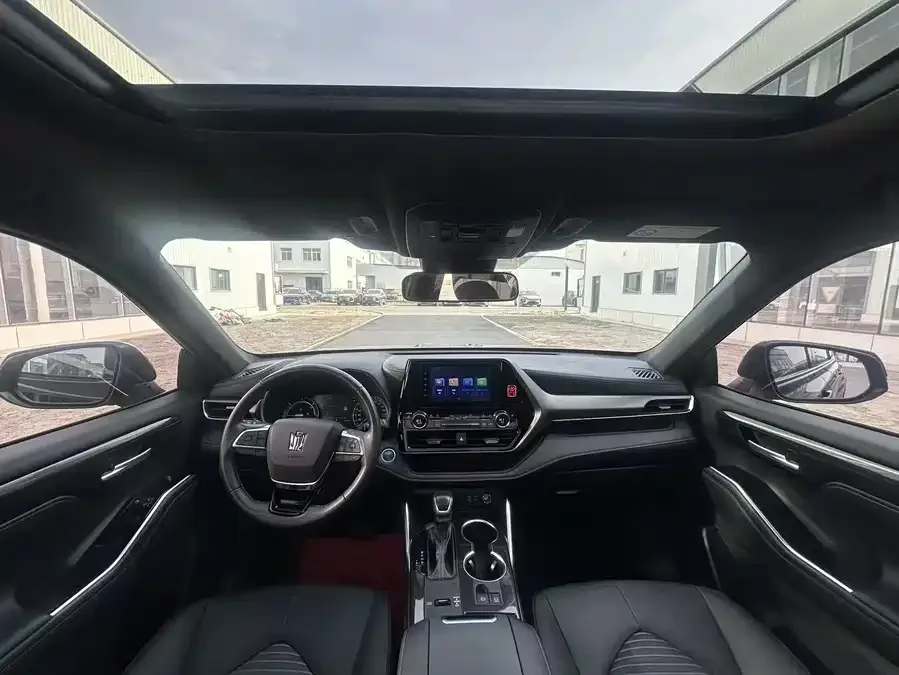 Toyota Crown Land Crown Land 2023 2.5L HEV 4WD Deluxe Edition 2023 — миниатюра 4