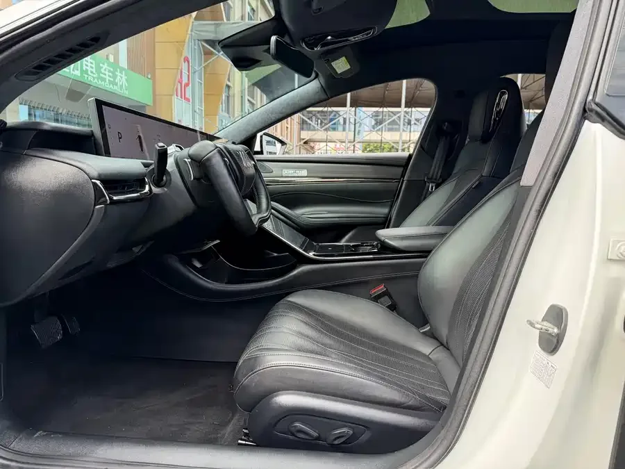 IM Motors L7 Zhiji L7 2022 Dynamic 2022 — миниатюра 2