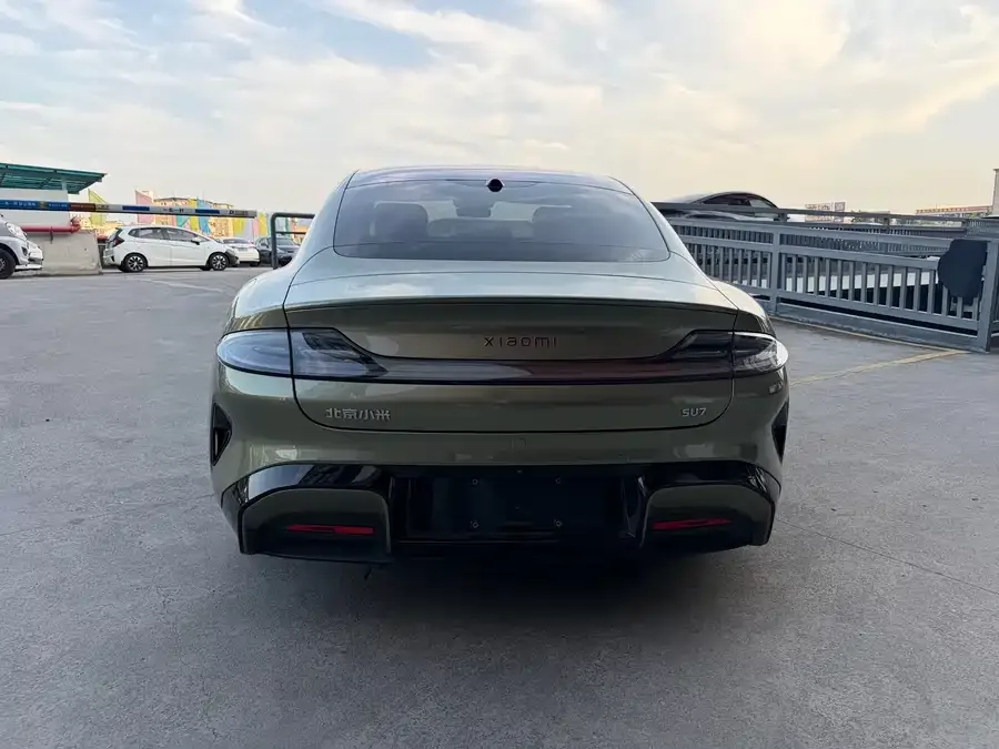 Xiaomi SU7 Xiaomi SU7 2024 rear-wheel drive standard founding edition 2024 — миниатюра 3