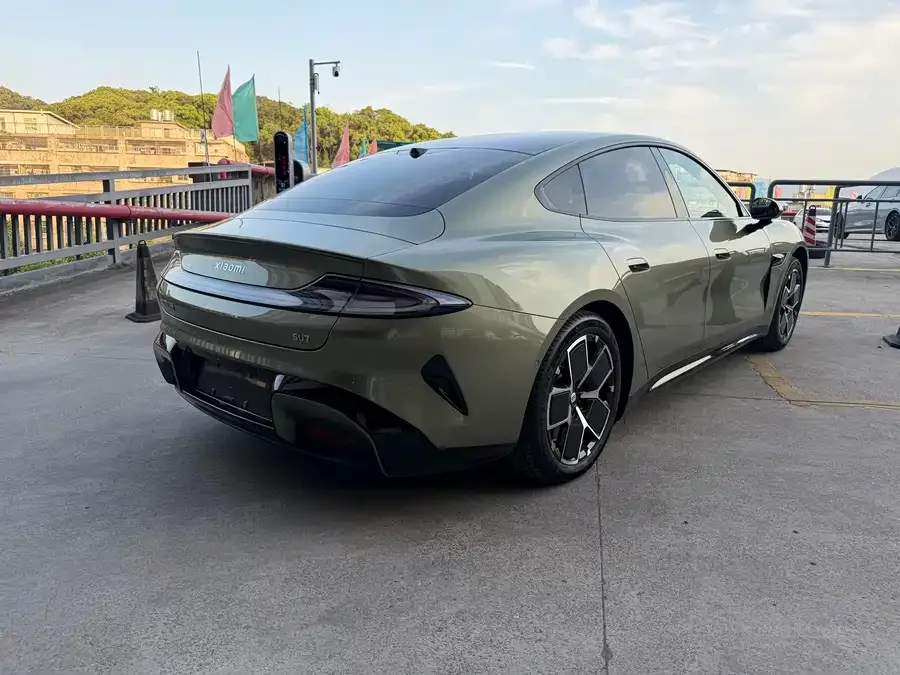 Xiaomi SU7 Xiaomi SU7 2024 rear-wheel drive standard founding edition 2024 — миниатюра 5